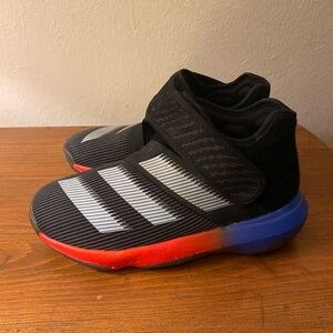 Adidas Kids James Harden Basketball Shoes SzY2.5
